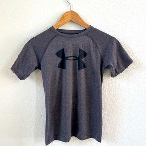 {Under Armour} Dark Gray Loose Fit Shirt